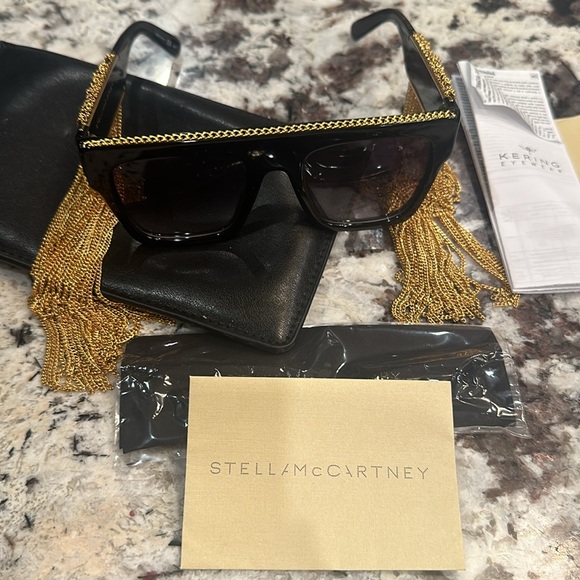 STELLA MCCARTNEY FRINGE GOLD CHAIN FALABELLA SUNGLASSES - Picture 2 of 2